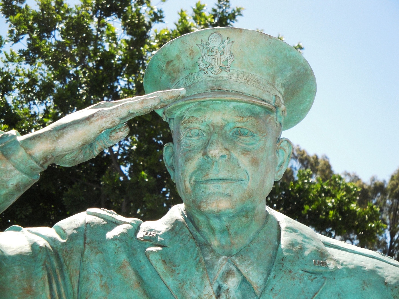 President Eisenhower statue, President Eisenhower statues
